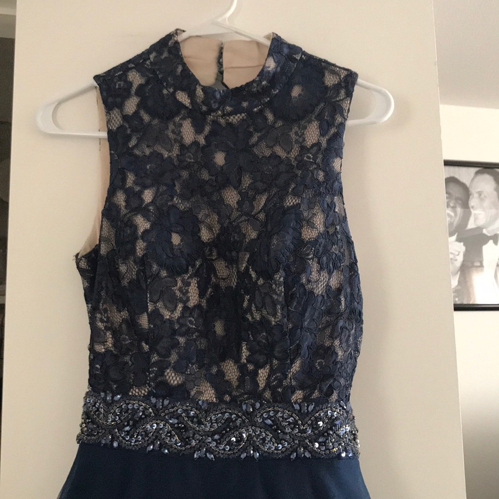 Prom Dress/Formal Gown - Picture 2 of 8